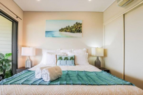 Loka Santi 13 - Gorgeous Beachfront Penthouse with Sea Views & Heated Communal Pool in Sunny Agnes Water
